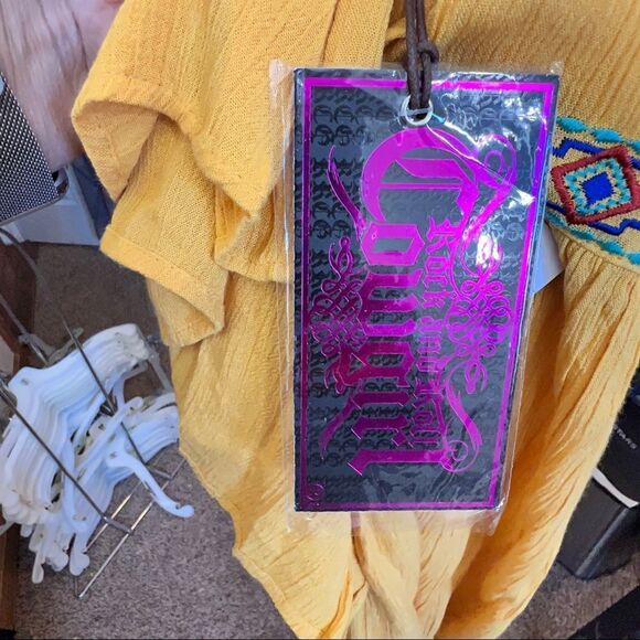 Rock & Roll Cowgirl Top nwt - Picture 9 of 9